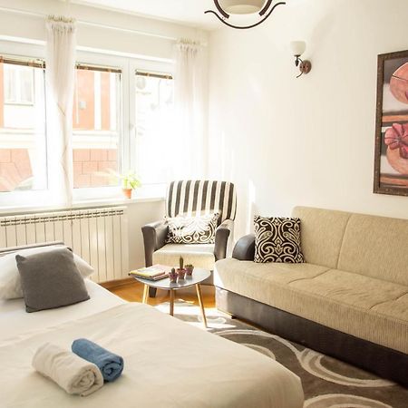 Cute And Cozy Studio With Cathedral View-Excellent Location SJJ Exterior foto