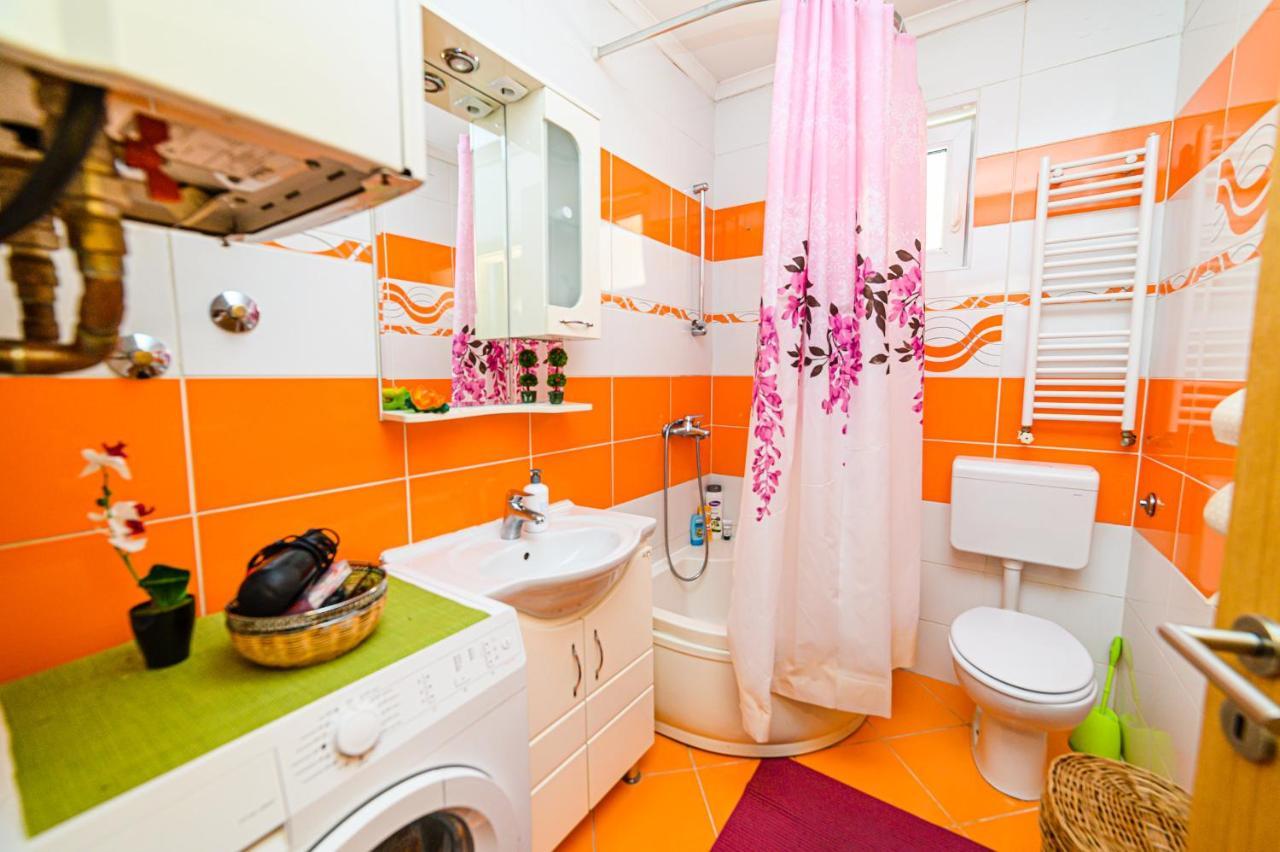 Cute And Cozy Studio With Cathedral View-Excellent Location SJJ Exterior foto