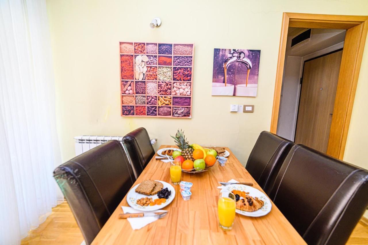 Cute And Cozy Studio With Cathedral View-Excellent Location SJJ Exterior foto